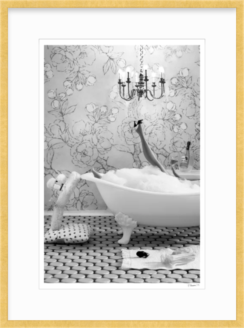 Bath Time Leg (Black & White)