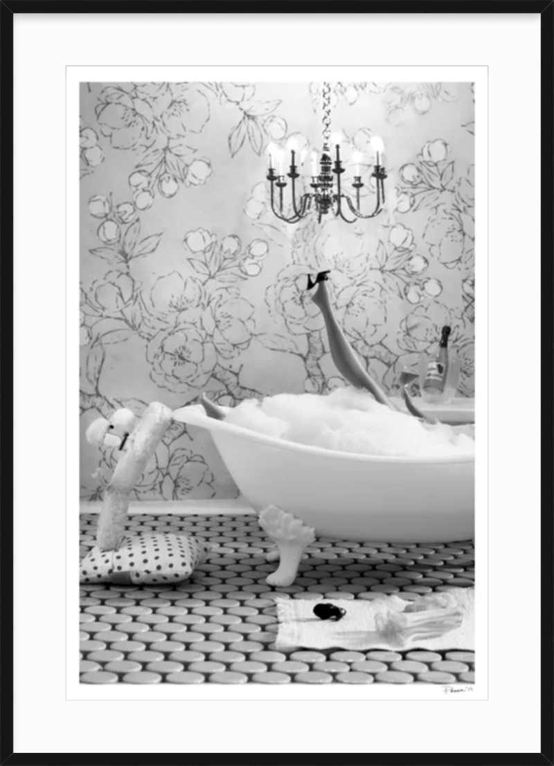Bath Time Leg (Black & White)