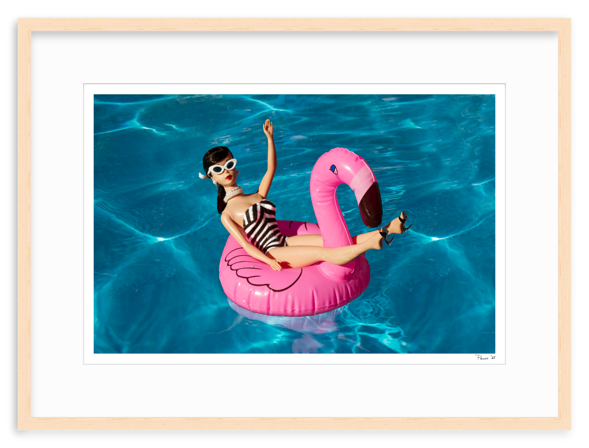 Flamingo Brunette