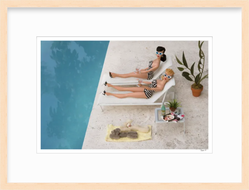 Poolside Girls