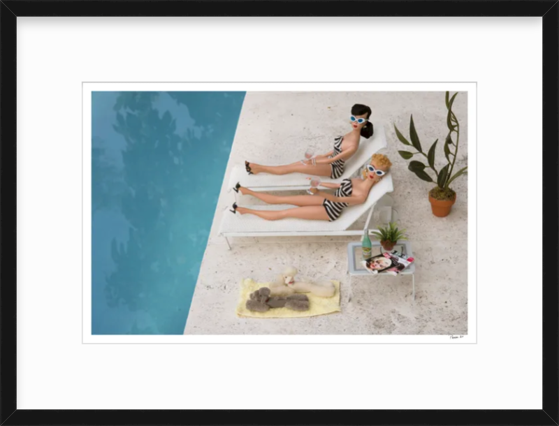 Poolside Girls