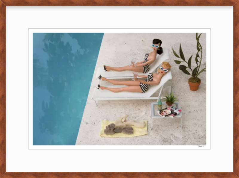 Poolside Girls