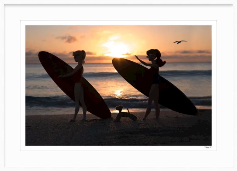Sunrise Surf Girls
