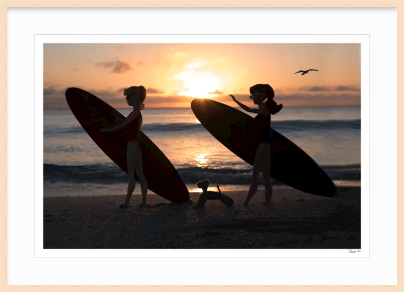 Sunrise Surf Girls