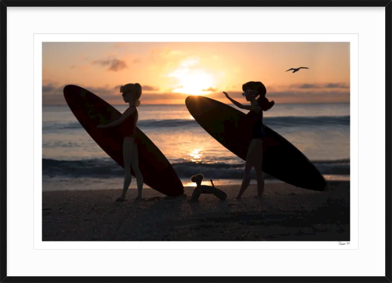 Sunrise Surf Girls